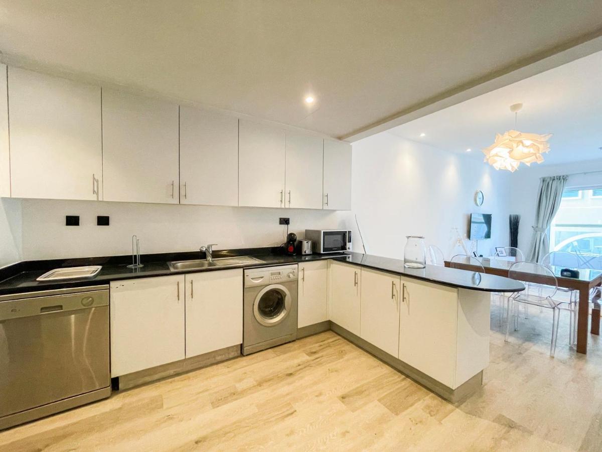Deluxe 1 Bedroom Apartment - Elite Residence Dubai Marina - Sea View Dış mekan fotoğraf